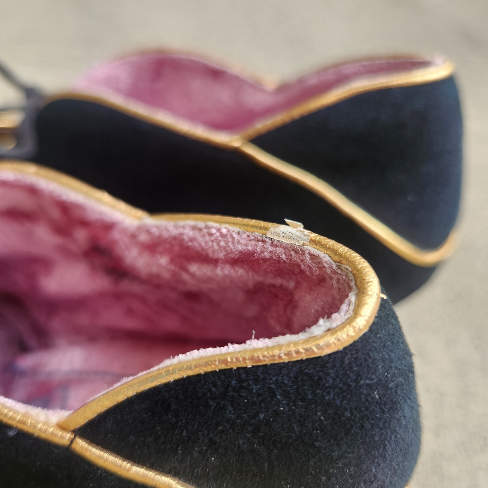 Irregular Choice Black Rosepea booties - Picture 6 of 13